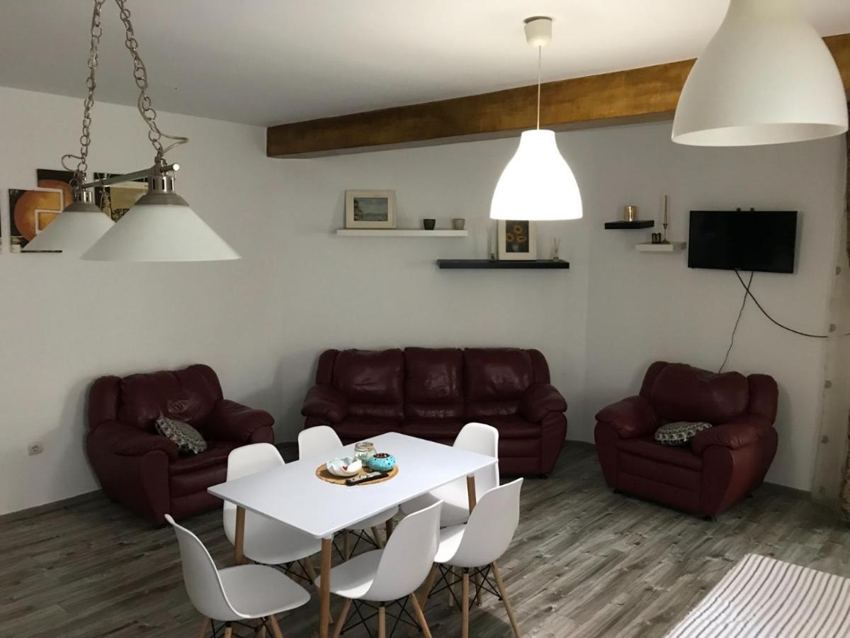 Chiro'S Apartment Năvodari Εξωτερικό φωτογραφία